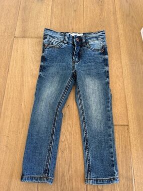Classic Medium Wash Kids' Jeans